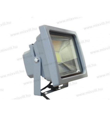 LED_reflektor_20W_meleg_feher_5362