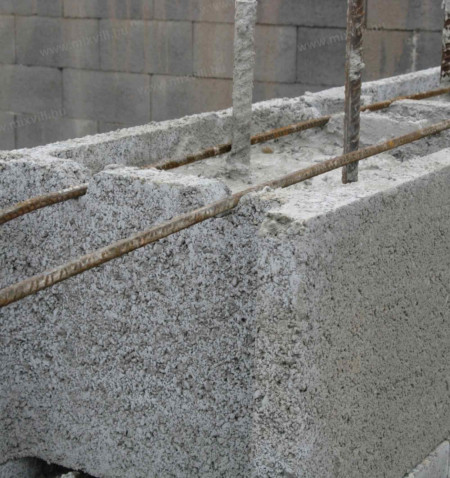 Leier-beton_zsaluzoelem-elore-gyartott-monolit-beton-falszerkezet-zs30-leier
