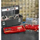 Keter Pro series szerszámosláda 26" Hawk kivehető rendezővel fém csat 660x287x266mm 237784