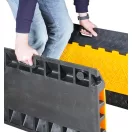 C-900-3PR csatornás kábeltaposó, lefúrólyukakkal, zsanéros tetővel kábelhíd 25t 900x500x70mm 0548