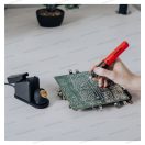 Fahrenheit 28025 akkumulátoros forrasztópáka állomás vezeték nélküli töltéssel, tisztítószivaccsal